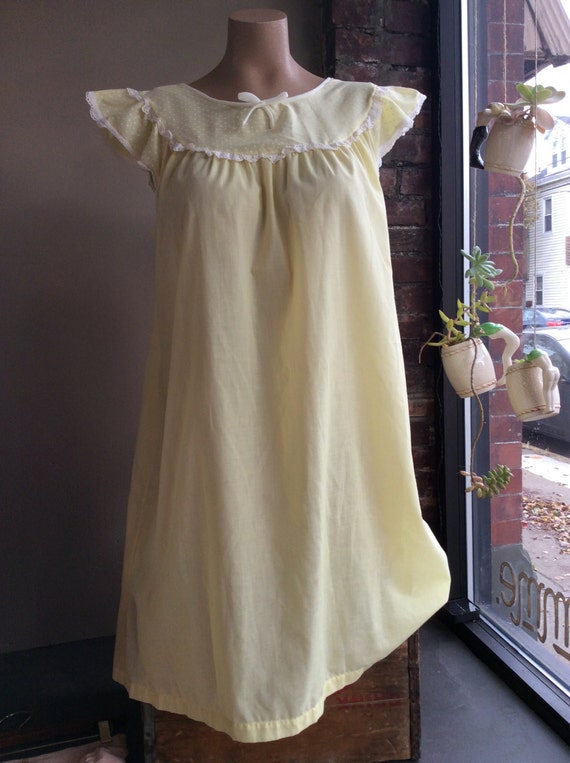 1950s Yellow Sunshine Pajama Dress / 50s Swiss Dot Sleepwear