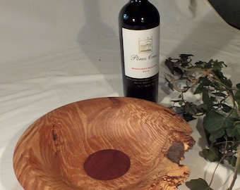 Oak bowl with mahogany insert