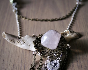 Jawbone and rose Quartz "Kjálka" necklace