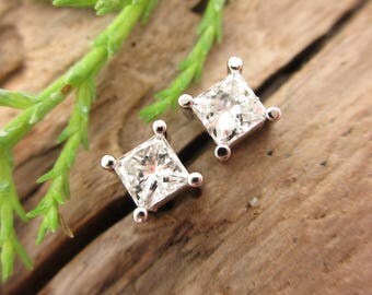 Princess Cut Diamond Stud Earrings, Platinum Screw Back Settings, G-H SI2-3