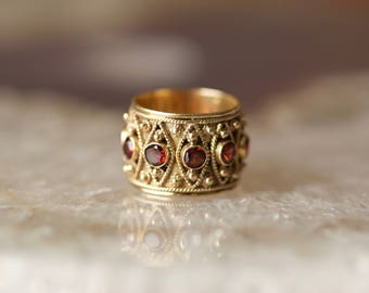 Antique Vtg Regal 14k Gold Garnet Etruscan Style Wide Eternity Band Ring Size 5.5