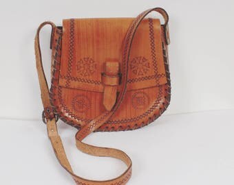 Vintage 70s Tooled Leather Saddle Bag Caramel Brown Bag Small Shoulder Bag Thick Leather Bag Genuine Leather Handmade Bag Festival Bag