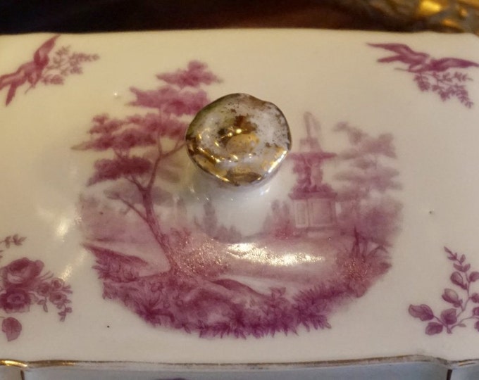 Victoria Porcelain Tidbit Box