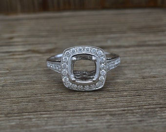 18K White Gold & Diamonds Engagement Ring Semi Mount 3.4 grams 0.45cttw