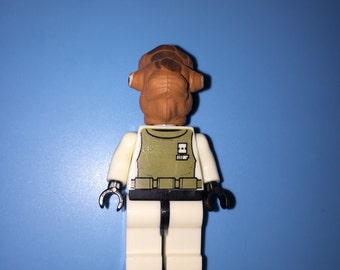 ADMIRAL ACKBAR Star Wars Custom Fleet Commander Movie Minifigure