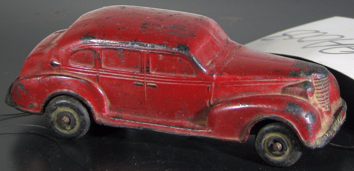 Vintage-Toy-Car-Auburn-Rubber-Company-1938-Item-AA003