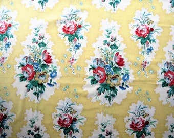 Vintage floral fabric remnant Asquith by Ramm fabric 51 x 71"