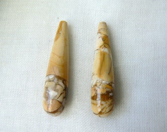 Set of two long teardrop of Brecciated Mookaite - P343 Gemstones