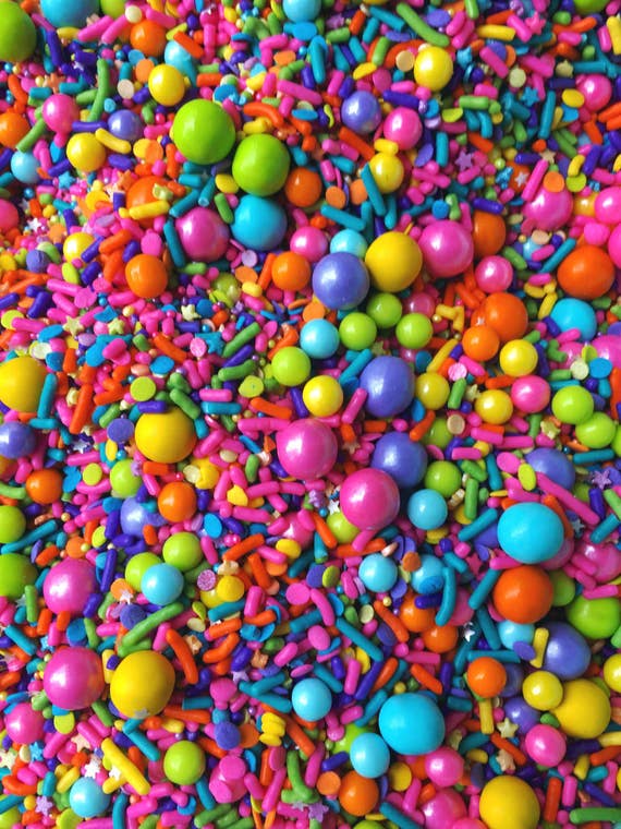 Edible Sprinkles 8 oz Lady Glitter Sparkles Sprinkle Mix