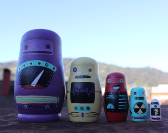 robot russian dolls