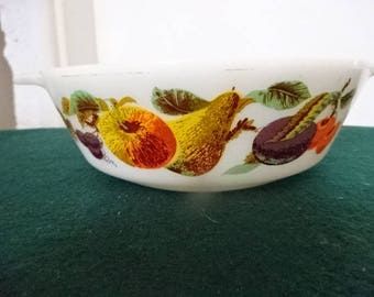 JAJ Pyrex " Kent Orchard" Casserole Dish/Small/Vintage/1960s