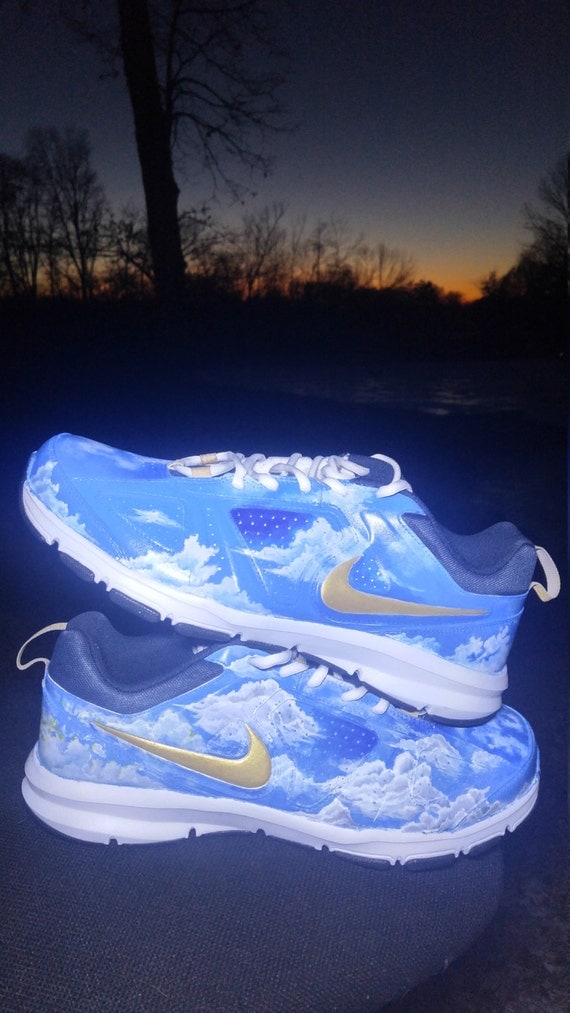 Custom Nike T Lite XI Trainers by CrucibleKicks on Etsy hot xqcq Herren Schuhe Nike Air Max 90 Ultra Alle Weiß Sliver