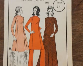 Uncut vintage sewing pattern 1970's. Dress, trousers and long dress, bust size 38"