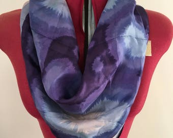 Vintage scarf - Purple & blue tie dye style
