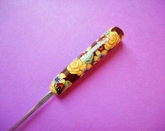 Polymer Clay Floral Covered Crochet Hook, Boye, Size G
