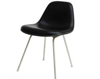 Herman Miller Eames La Fonda Side Chair in Black Vinyl Girard Naugahyde lafonda La Fonda del sol