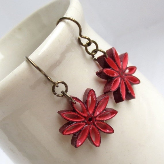 CIJ 30% off Red Ombre Nine Pointed Star Earrings Eco Friendly Earrings Paper Quilling bridesmaid gift Baha'i Jewelry Hypoallergenic
