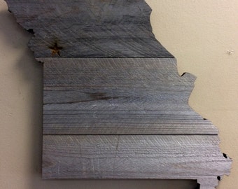 Missouri State Shape Rustic Wood Sign Hanger 17" x 15" Laser Engraving Options - Wedding, Housewarming, Birthday, Anniversary