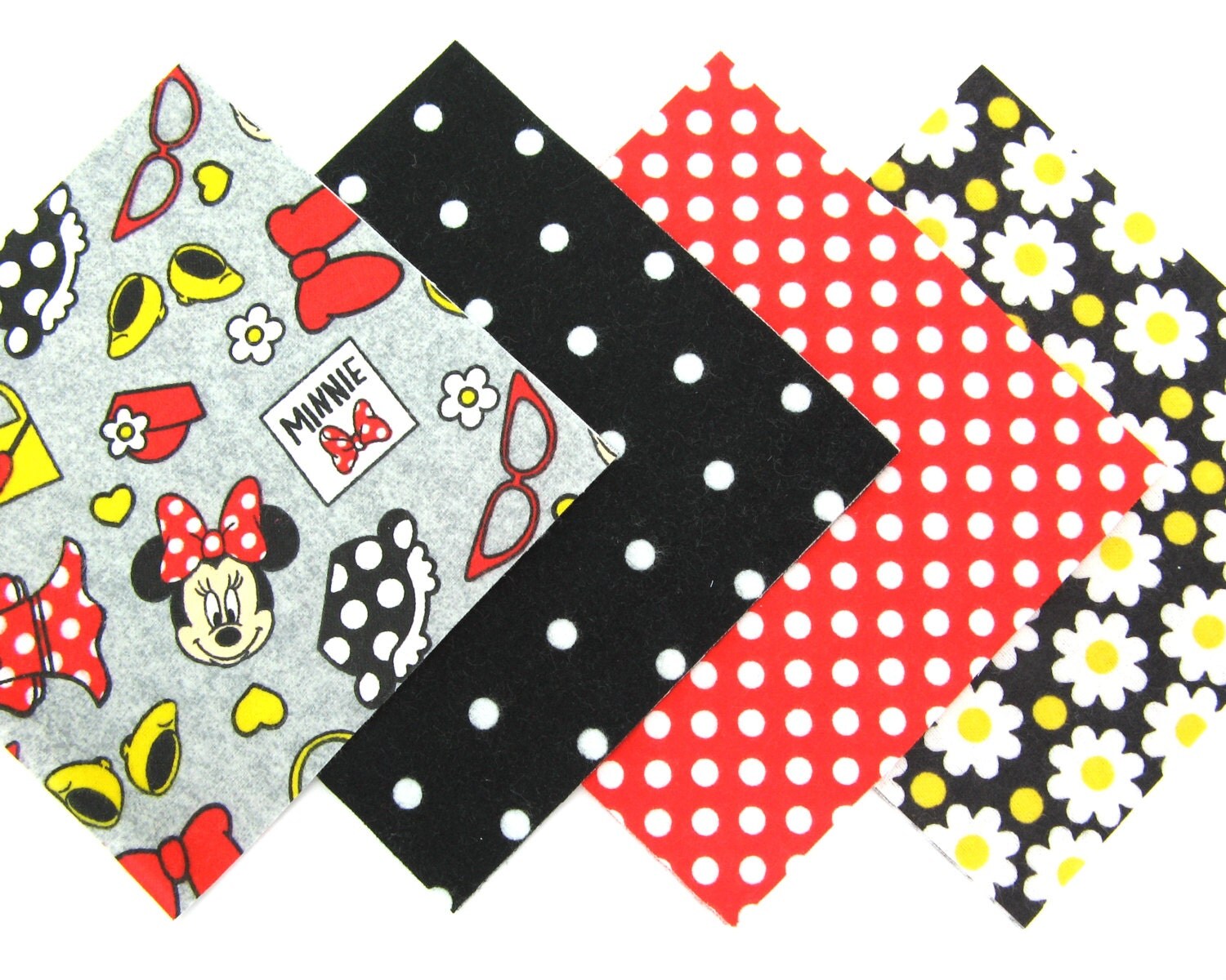 quilted minnie with metal logo