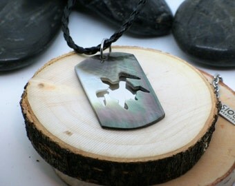 Collier tortue, animal totem coquillage de mer et acier inoxydable, unisexe /shell turtle necklace and stainless steel, for him and her