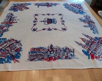 RARE Vintage British Linen Tablecloth in Excellent Condition with Scenes of Iconic London Architecture and Traditions