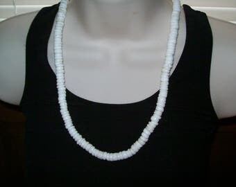 Vintage shell choker necklace, SHOP SALE, beach jewelry, shell jewelry