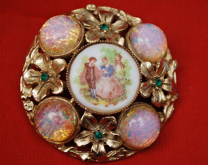 Limoge Fragonard Style Brooch - painted porcelain - Courting Couple Brooch - gold metal - green Rhinestone - Pink Art Glass