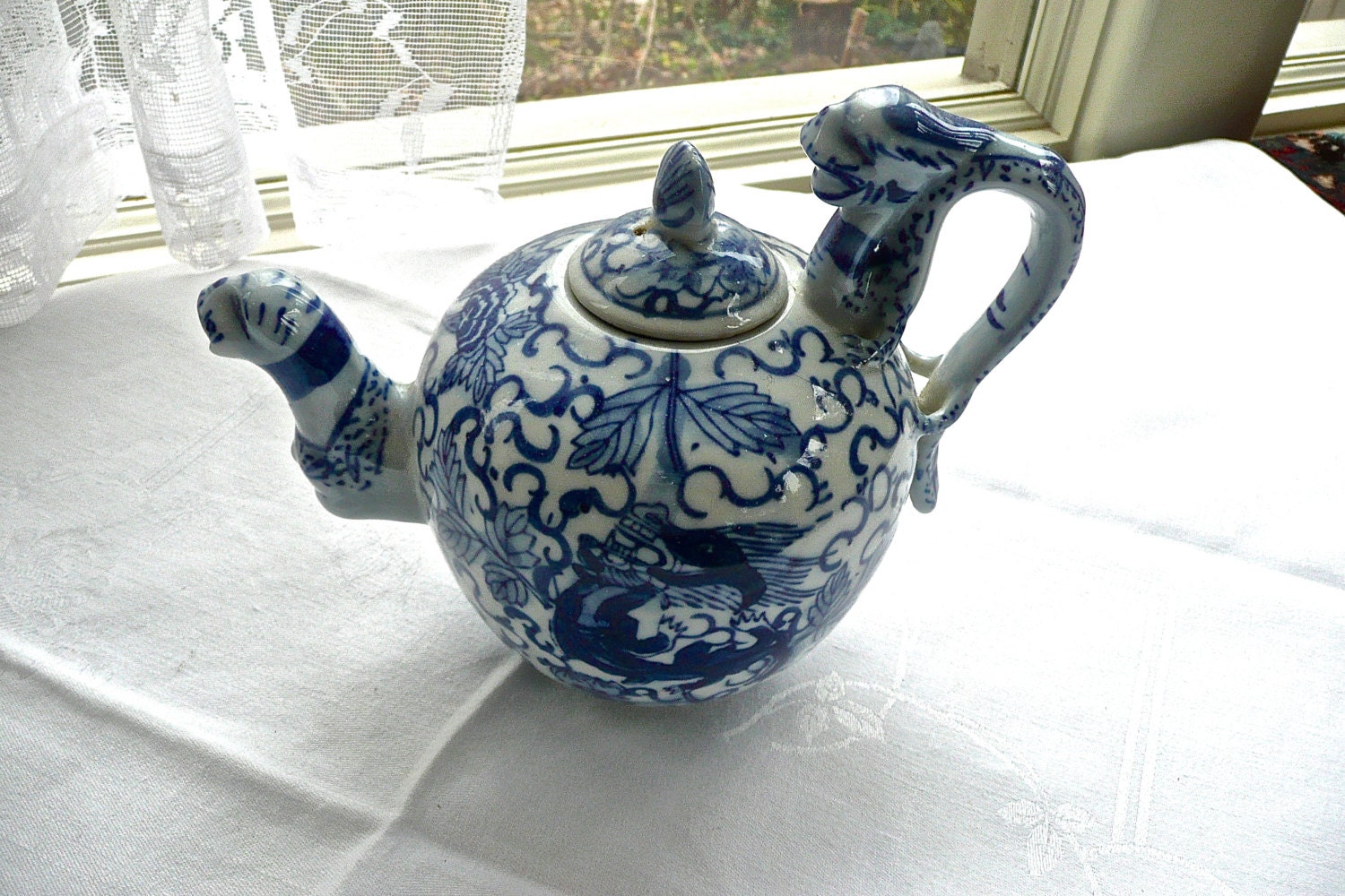 Tea Pot Blue and White Teapot Dragon Design Chinese