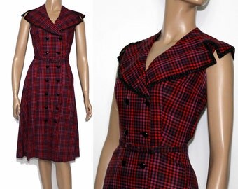 Vintage 1940s Dress //Black Red//Glass Buttons// Seed Beads//Cording// Shawl Collar//Sleeveless// Rockabilly // Couture