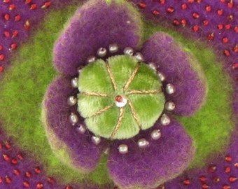 Felted Flower Brooch, Flower Pin, Brooch, Felted Pin, Flower Brooch, Purple Flower Pin