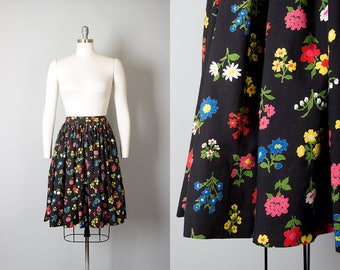 Vintage 1950s Skirt | 50s Black Floral Cotton Full Skirt (small)