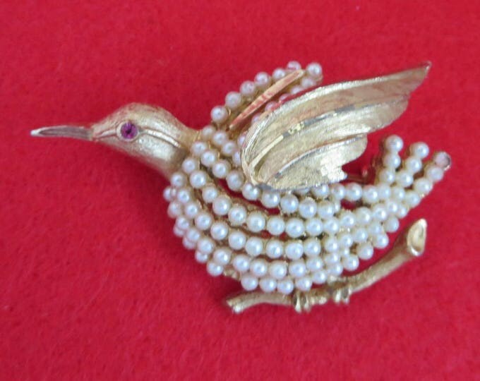 Vintage Brooch, Faux Pearl Bird Brooch, Signed Kramer Jewelry, Figural Brooch, 1950s Jewelry, Gift Idea, Gift Boxed