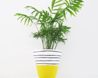 Hand Painted Yellow Stripe Plant Pot - 15cm