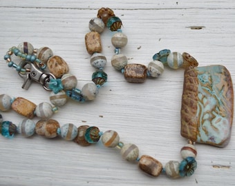 Earthy boho necklace AtHomeInToas - DayLilyStudio
