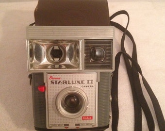 Camera vintage KODAK Brownie Starluxe 2 Camera + original leather case