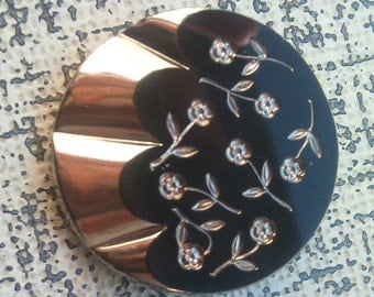 1940s Big Fluted Glass Lustre Buttons