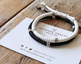 Set of 2 - Black and White Knotted Bracelets - Couple Friendship Matching Macrame Set - Natural Colour Pattern