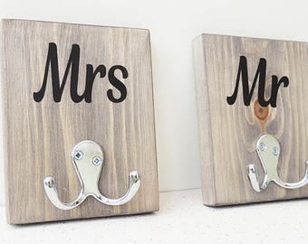 Mr mrs hangers, bathroom towel hangers, couple robe hooks, hall storage, entryway decor, wedding gift, new home present, rustic decor