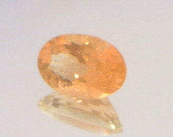 Peach Oregon Sunstone with Copper Shiller Precision 8.9x6.1mm Oval 1.52 carat
