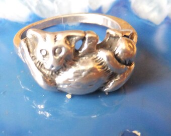 Sterling Silver Sloth Ring..... size 6 only