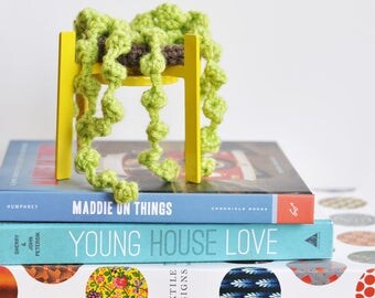 string of pearls | crochet succulent | house plant | amigurumi plant | artificial succulent | nightstand decor | bedroom decor | plant lover