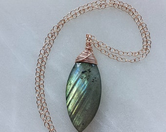 Labradorite Necklace, 14k Rose Gold Necklace, Rose Gold Labradorite Necklace, Labradorite Pendant, 14k Rose Gold Jewelry