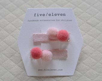 Pompoms hair clip COTTON CANDY poms. Hand made pair of flat barrettes with two pompoms. Barrettes à pompons
