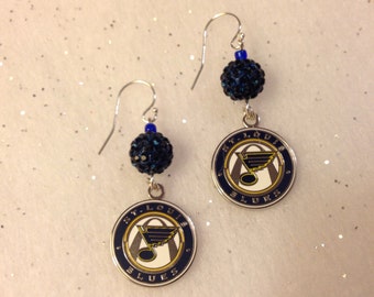 Beautiful St. Louis Blues dangle earrings.