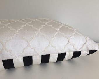 Pillow Cover Cream Clover/Black Stripe