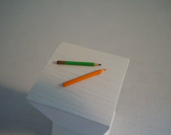 Miniature Pencil ~ Writing Utensil ~ Miniature ~ Fairy garden ~ Dollhouse ~ Terrarium ~ Accessories