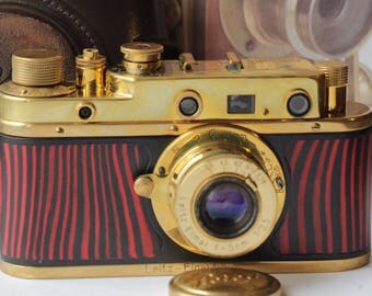 Leica,Replica. RF, Soviet Camera, (Fed copy).gold-red
