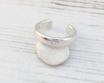 Silver Toe Ring, Sterling Silver Toe Ring, Hammered Silver Toe Ring, Summer fashion, Body Jewellery, Boho Jewellery, Adjustable Silver Ring,