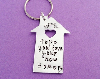 New home gift, housewarming gift, home sweet home, first home gift, new home keyring, new home keychain, house keyring, new house, home