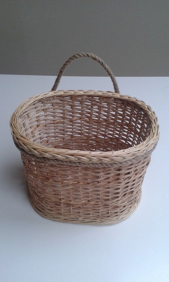 Door basket willow wall basket hanging wall basket cottage